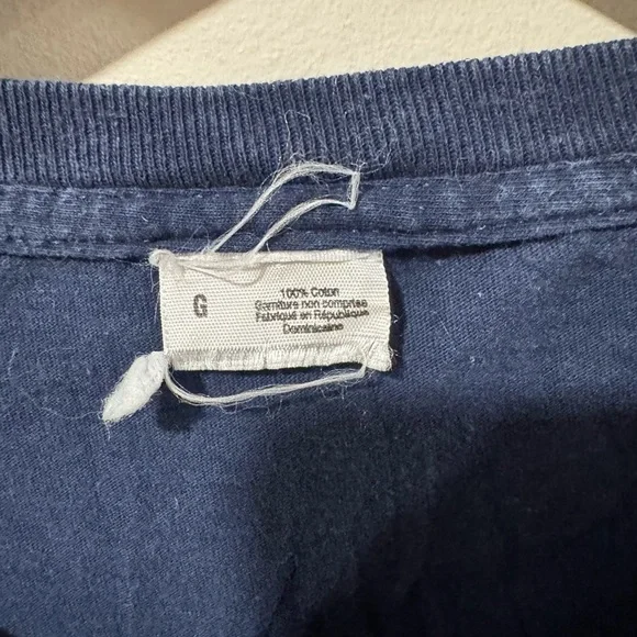 Vintage UBC University of British Columbia T-Shirt - Picture 6 of 8